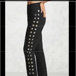 Gromet high waist boyfriend jeans